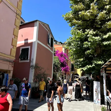 Le Cinque Terre Luxury House